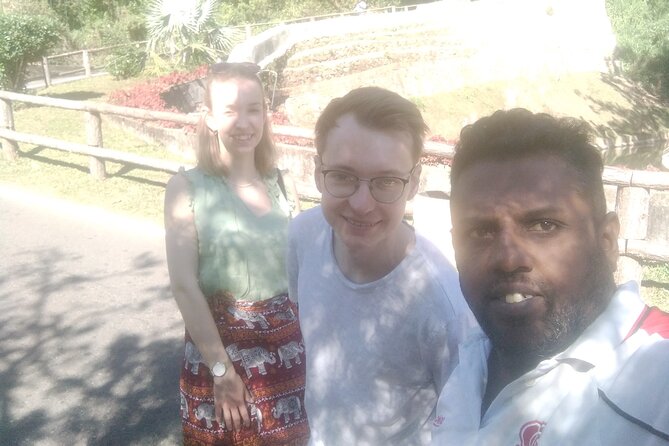 Kandy City Tour with Tuk-Tuk Private Experience - Why a private tuk-tuk works well in Kandy