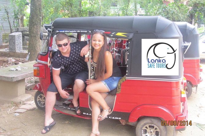 Kandy City Tuk Tuk guide Tour full Day - Key points at a glance