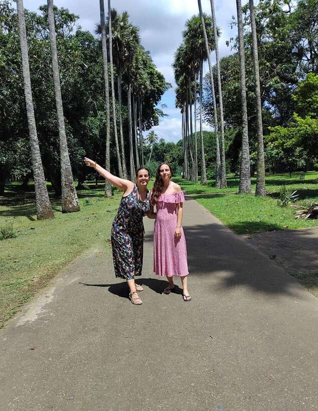 Kandy: Private Tuk Tuk Tour with Temple of the Tooth - Walking through the Royal Botanical Garden
