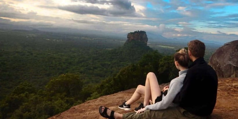 Kandy : Sigiriya Guided Day Tour By Tuk Tuk - Who should book this day trip?