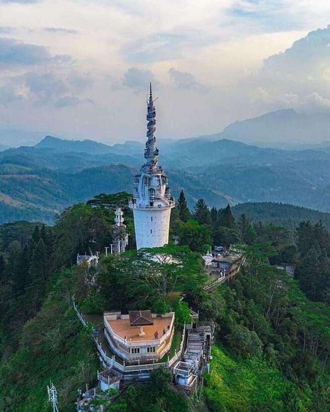Kandy to Ambuluwawa Tuk Tuk Tour - Ambuluwawa Tower gives this Kandy tour its edge