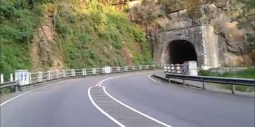 Kandy To Nuwara Eliya Day Tour By Tuk Tuk Sri lanka - Nuwara Eliya Post Office and Little England