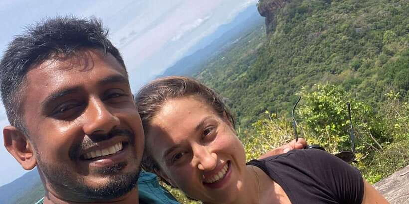 Kandy to Sigiriya by tuk tuk - Matale Hindu Temple brings an early cultural stop