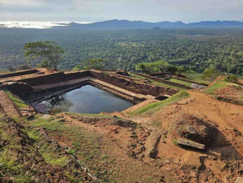 Kandy to Sigiriya Private Tour by Tuk Tuk with All Fees - Minneriya wildlife option and the elephant question