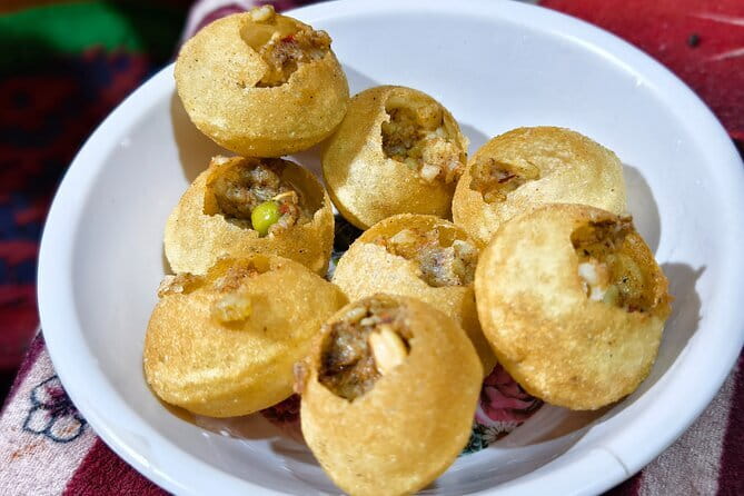 Kathmandu Food & Drink and Shopping Rickshaw Tour - Jyatha: a short stop with a food focus