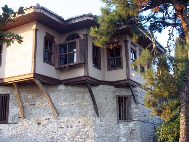 Kavala: City Grand Tour by Eco Friendly Tuk Tuk - Lighthouse views and Halil Bey Mosque