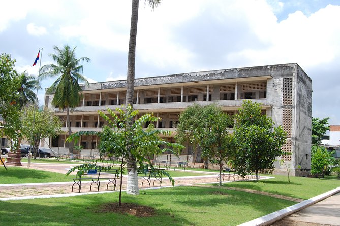 Killing Fields & Toul Sleng Genocide Museum Tickets With Tuk Tuk - What the three-hour schedule really gives you