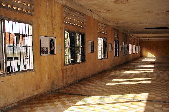 Killing Fields & Toul Sleng Genocide Museum Tickets With Tuk Tuk - Who should book this experience