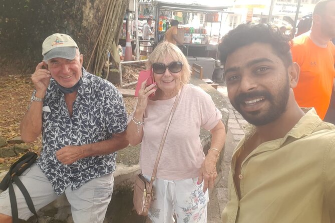 Kochi Local Sightseeing Tuk-Tuk Tour - Dutch Cemetery and St. Francis Church