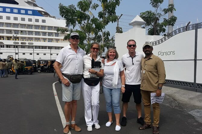 Kochi Tuk-Tuk Sightseeing Tour with Cruise Ship Pickup - Chinese fishing nets and Fort Kochi Beach