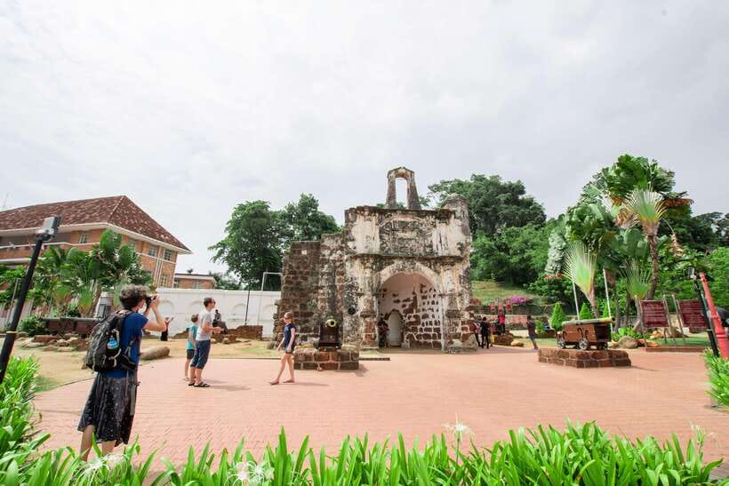 Kuala Lumpur: Private Malacca Night Tour w/Cruise & Trishaw - Key points before you book
