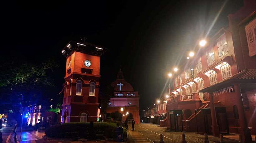 Kuala Lumpur: Private Malacca Night Tour w/Cruise & Trishaw - Red Square, Christ Church, and the Queen Victoria Fountain