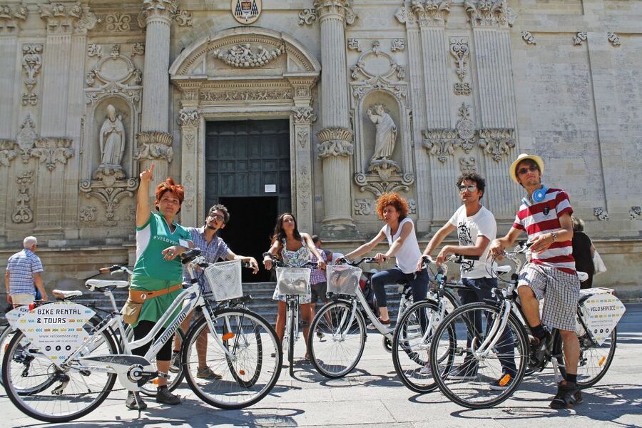 Lecce: City Highlights Guided Tour by Rickshaw - Coffee, gelato, and pasticciotto