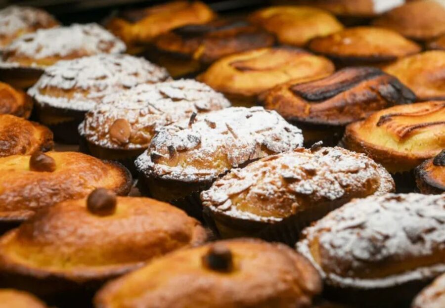 Lecce: Guided Tour & Street Food Tasting by Rickshaw - Food tastings at three local stops