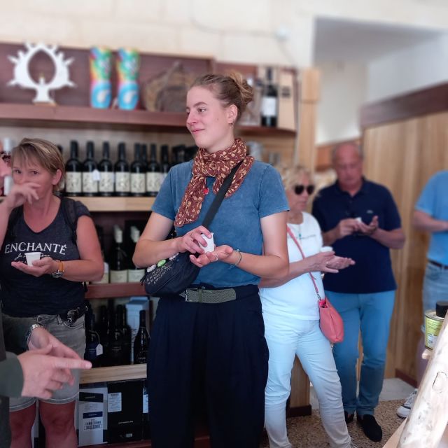 Lecce: Guided Tour & Wine Tasting by Rickshaw - Santa Croce and the high point of Baroque Lecce