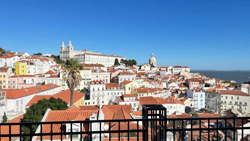 Lisboa: Tuk Tuk ride in Alfama & pick-up you at the hotel. - Why a tuk tuk works well in Lisbon