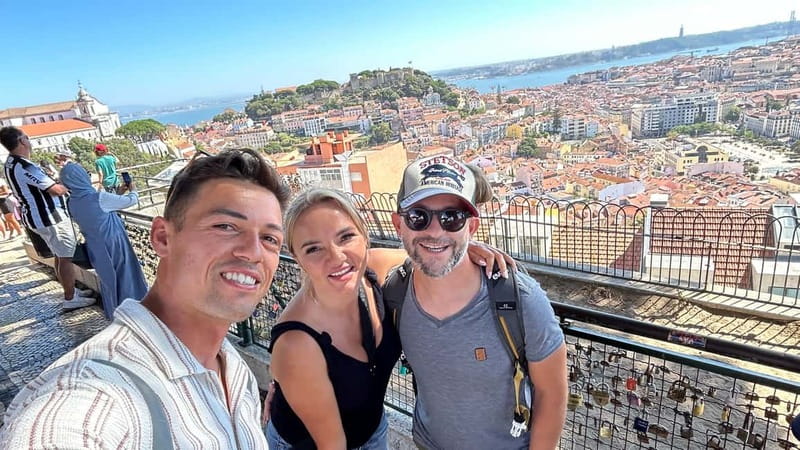 Lisboa: Tuk Tuk ride in Alfama & pick-up you at the hotel. - Baixa gives you the city’s lower starting point