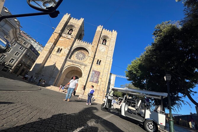 Lisbon 1h30 Tuk-Tuk Tour: The best way to visit the city - Baixa and the city rebuilt after the earthquake