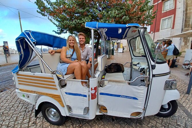 Lisbon Adventure: 2 Hours Tuk-Tuk Tours and 2 H Sunset Sailing - Two hours on the Tagus at sunset