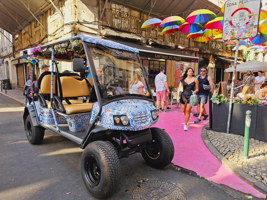 Lisbon: Alfama tour by tuktuk private, up to 90 min - Key points at a glance