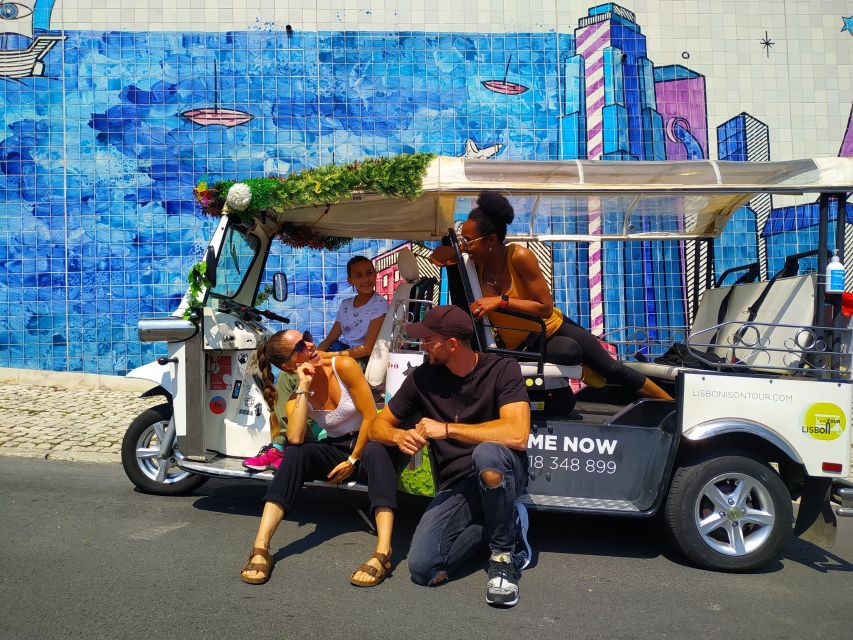 Lisbon: All City Premium Private Guided Tour by Tuk-Tuk - From Rossio to Lisbon Cathedral