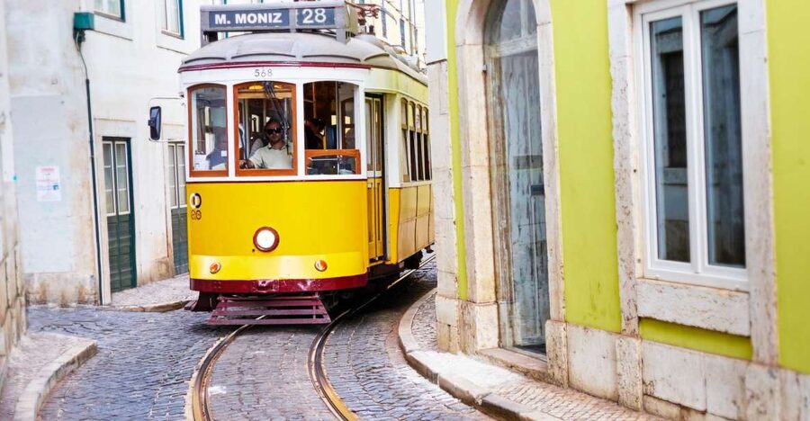 Lisbon: All City Premium Private Guided Tour by Tuk-Tuk - Chiado, Bairro Alto, and São Pedro de Alcântara