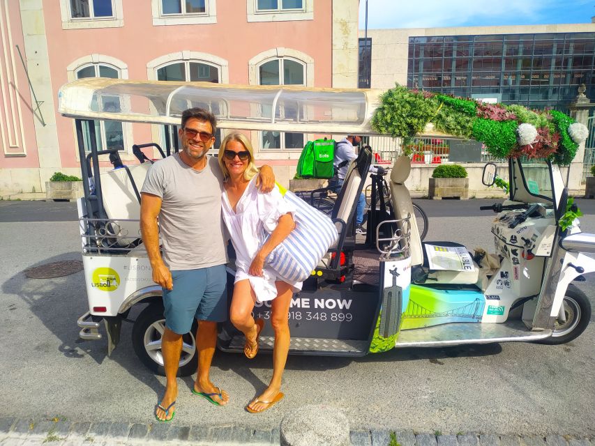 Lisbon: All City Premium Private Guided Tour by Tuk-Tuk - What the Guide Adds to the Day