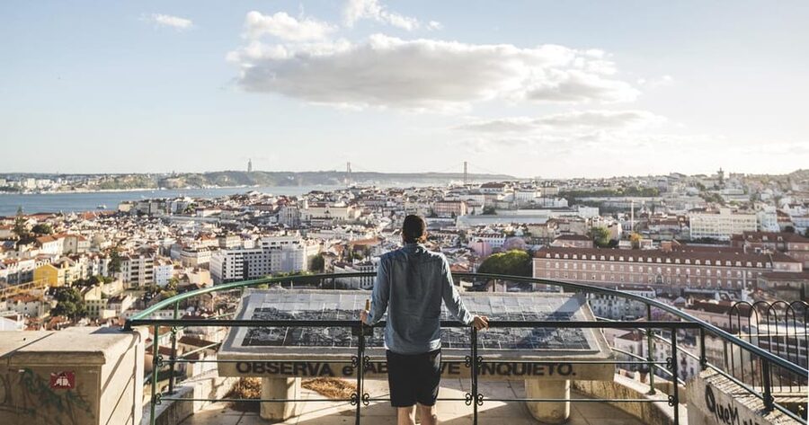 Lisbon: All Viewpoints Tuk-Tuk Tour with a True Local Guide - Santa Luzia and Portas do Sol: Lisbon’s classic postcard views