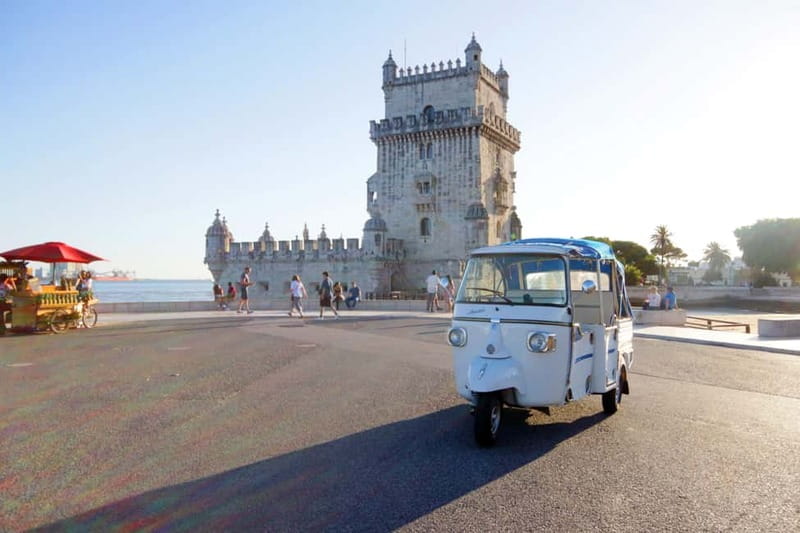 Lisbon: Belém Tuk Tuk Tour with Pastéis de Belém - Key points at a glance