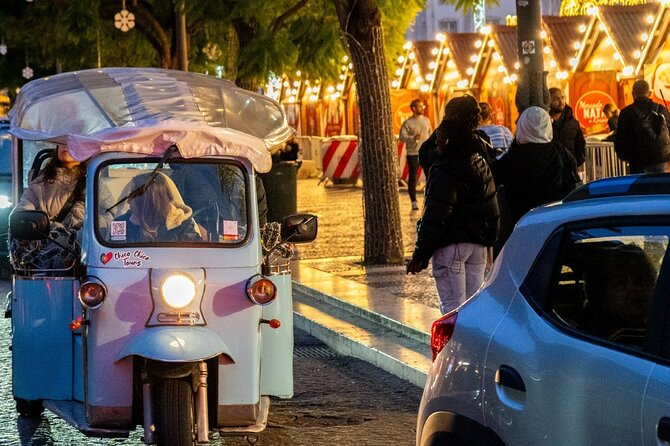 Lisbon Christmas Lights Tuk-Tuk Tour with Local Guide - Chiado, Armazéns do Chiado, and Camoes Square