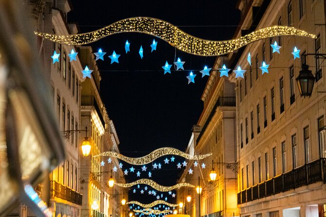 Lisbon Christmas Lights Tuk-Tuk Tour with Local Guide - Ten minutes at São Pedro de Alcântara