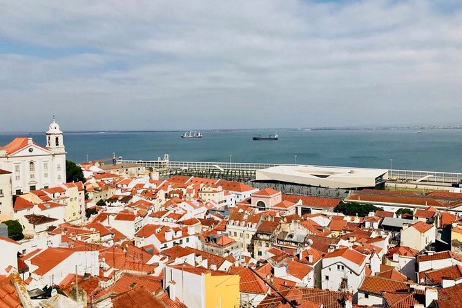Lisbon: City Tour by Tuk Tuk - Portas do Sol and the wide Lisbon view