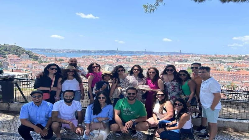 Lisbon: City Tuk-Tuk Guided Tour with Hotel Pickup - What the guide adds to the short route