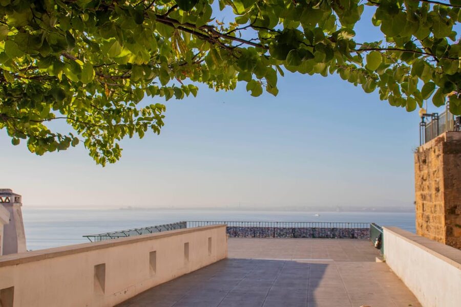 Lisbon: Early Morning TukTuk Tour - hotel/cruise ship pickup - Pickup details that can save you trouble