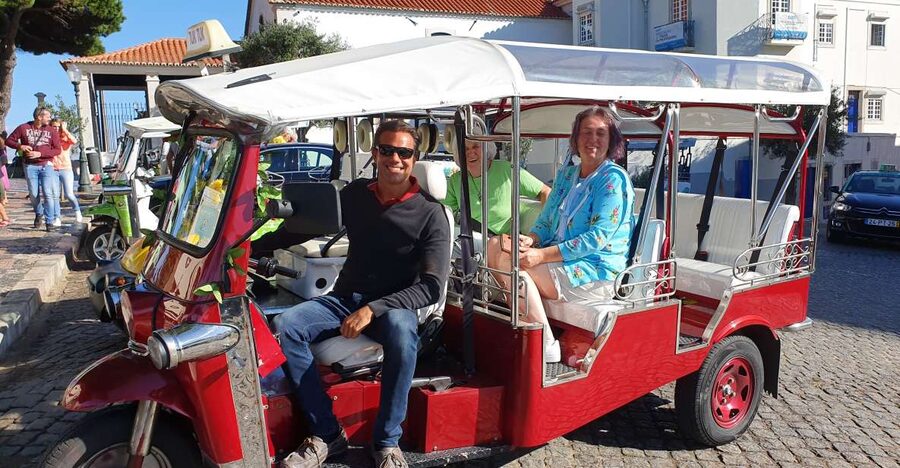 Lisbon: Electric Tuk Tuk Private Tour of the Seven Hills - From Restauradores to Rossio and the Lower City