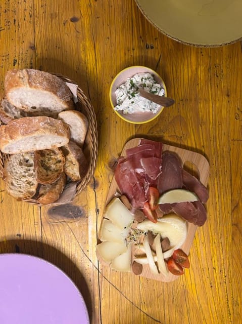 Lisbon: Food and Wine Tasting 4-Hours Tuk Tuk Tour - Who should book this Lisbon tour?