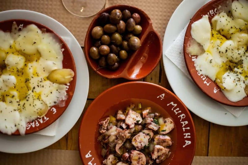 Lisbon: Food Tasting Tour by Tuk Tuk with 2 Stops - Why a tuk tuk makes sense in Lisbon
