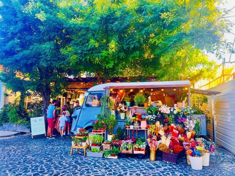 Lisbon: Guided Sightseeing Tour by Tuk Tuk - From Saint Anthony to Lisbon Cathedral