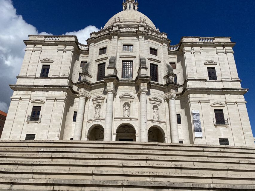 Lisbon: Half Day Complete City Highlights Tour by Tuk Tuk - Belém Tower and the Riverfront Monument Route