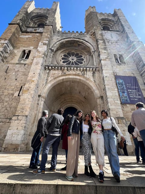 Lisbon:Half-day Guided Tuk Tuk Tour OldTown CityCenter Belem - From Pink Street to LX Factory
