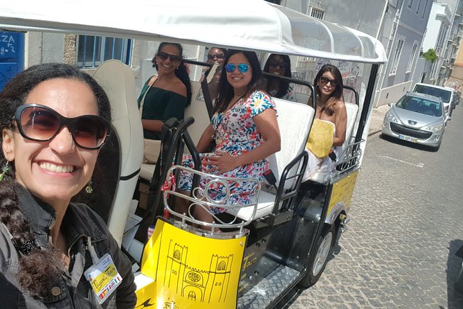 Lisbon Highlights by Tuk Tuk - Guides make the private format worthwhile