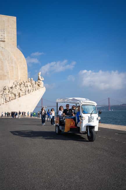 Lisbon Highlights: Private Tuk Tuk Sightseeing City Tour - Key points to know before you book