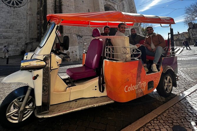 Lisbon Highlights: Private Tuk Tuk Tour Adventure Sightseeing - Central Lisbon and the 1755 earthquake
