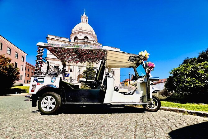 Lisbon Historic Tuk Tuk Adventure with Free Polaroid Pictures - Senhora do Monte and Graça