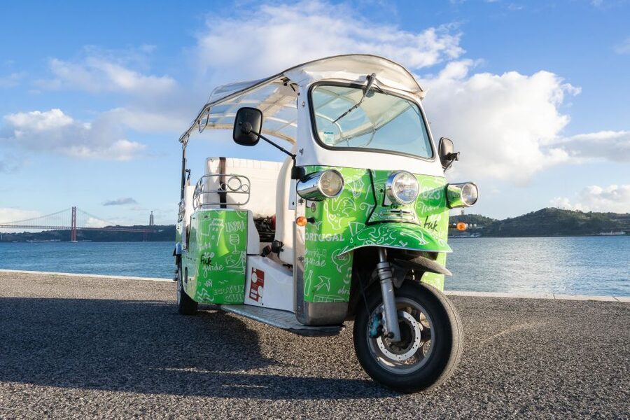 Lisbon Iconic Highlights in 2H00 : Private Tuk-Tuk Tour - Why a Tuk-Tuk Works So Well in Lisbon