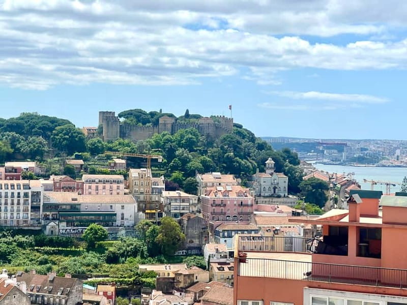 Lisbon Old Town Tuk Tuk Top Experience - Key points to know before booking