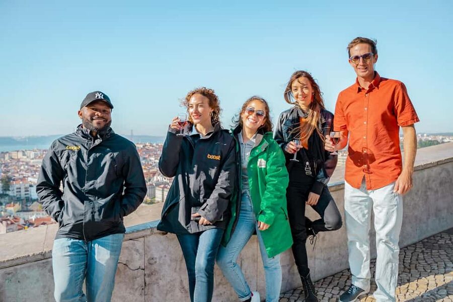 Lisbon on a Tuk Tuk Tour: History & Viewpoints - Comfort, weather, and who should skip it