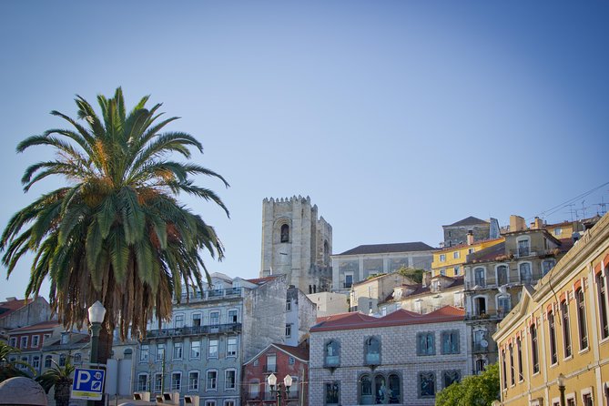 Lisbon Private 5-Hour Eco Tuk-Tuk Tour with Local Tastings - The Moorish Quarter and Lisbon’s tile tradition
