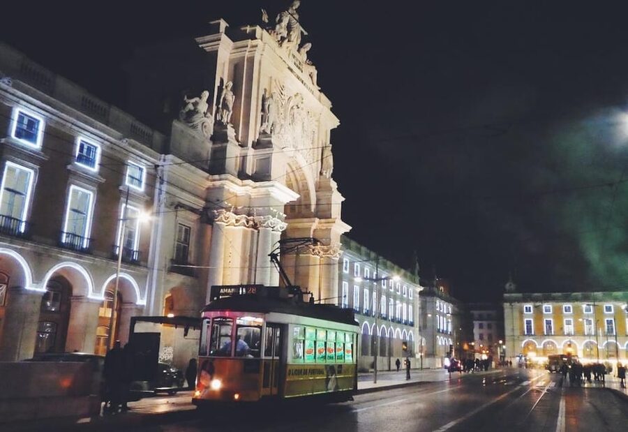 Lisbon: Private Christmas Lights Tour by Eco Tuk Tuk - A short, cheerful look at Lisbon after dark