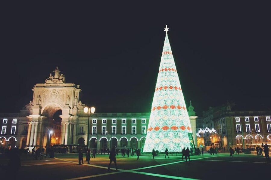 Lisbon: Private Christmas Lights Tour by Eco Tuk Tuk - Cais do Sodré sets the evening in motion